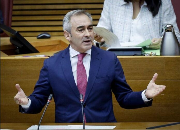 enfermedad-newcastle-valencia-vacunacion-obligatoria-miguel-barrachina-20260202 El consejero de Agricultura de la Comunidad Valenciana, Miguel Barrachina.